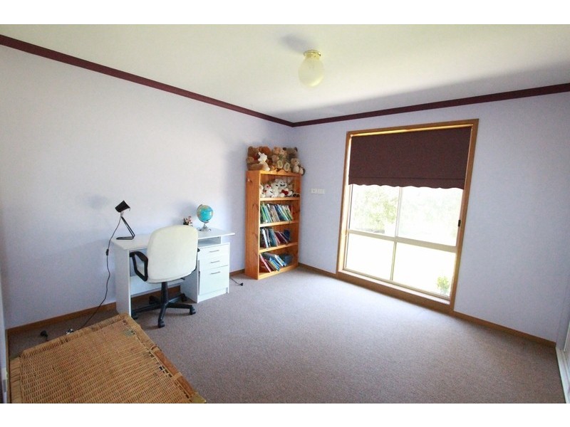 12 Hines Court, Kangaroo Flat VIC 3555