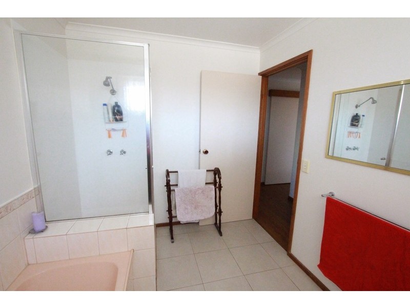 12 Hines Court, Kangaroo Flat VIC 3555