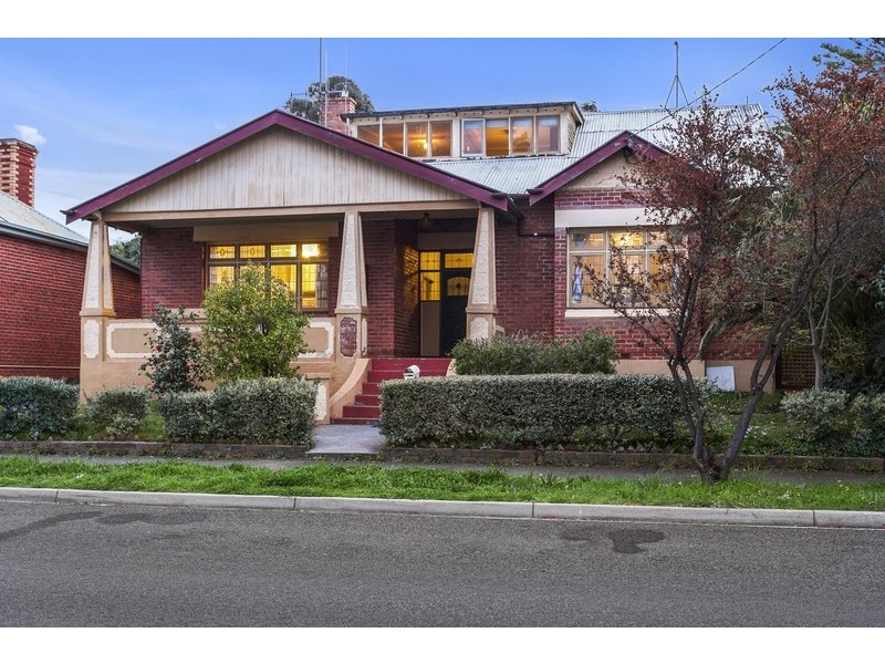 40 Carpenter Street, Quarry Hill VIC 3550