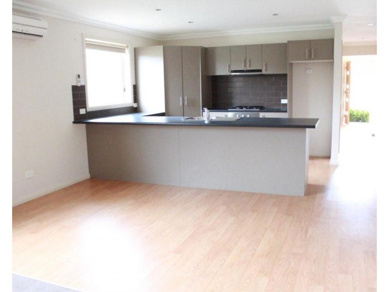 182 Myrtle Road, Epsom VIC 3551