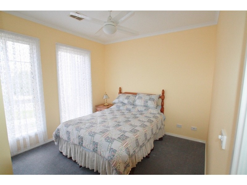 22 Irrabella Place, Kangaroo Flat VIC 3555