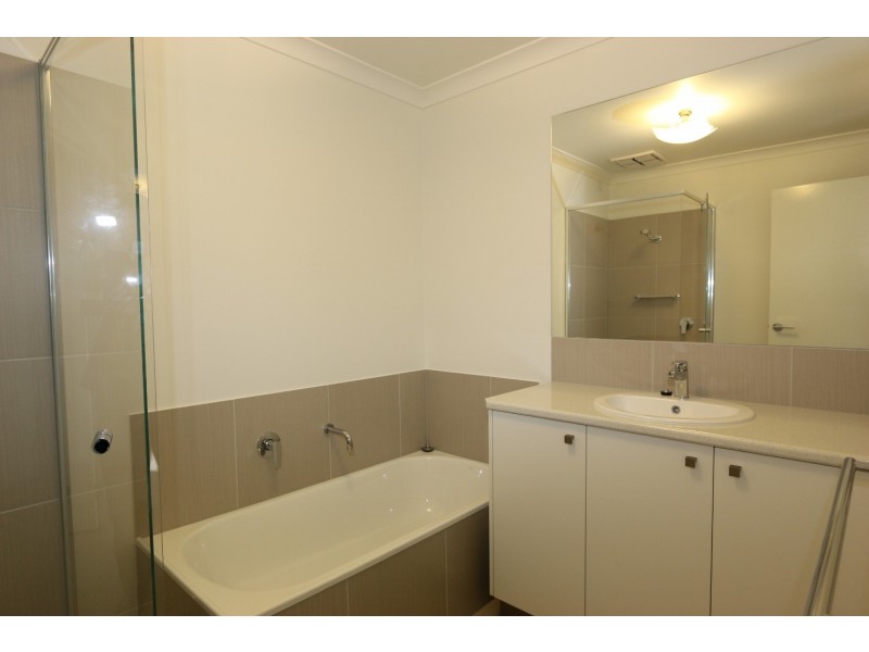 1/1 Russell Street, Quarry Hill VIC 3550