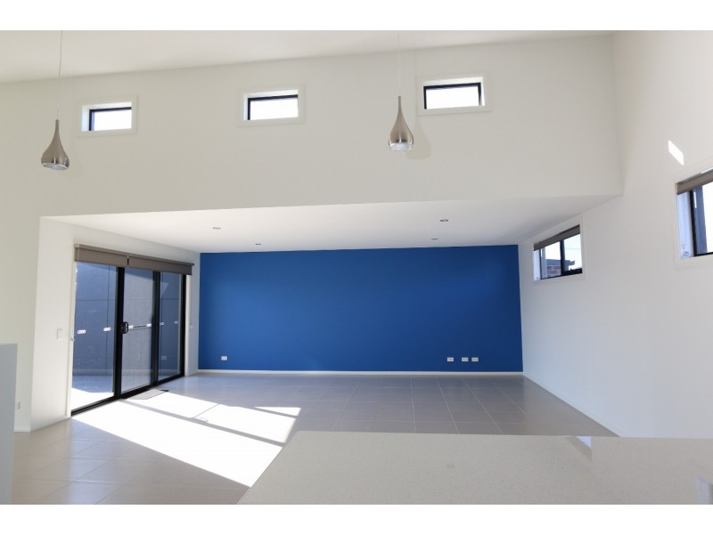 1/1 Russell Street, Quarry Hill VIC 3550