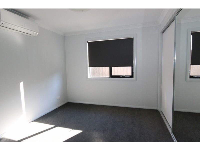 2/49 Little Breen Street, Quarry Hill VIC 3550