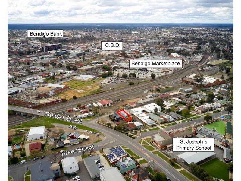2/49 Little Breen Street, Quarry Hill VIC 3550