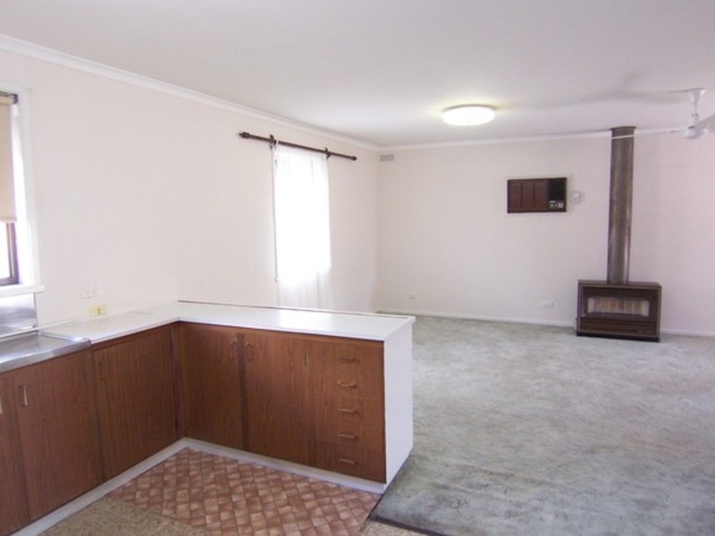 1a/1 Olympic Parade, Kangaroo Flat VIC 3555