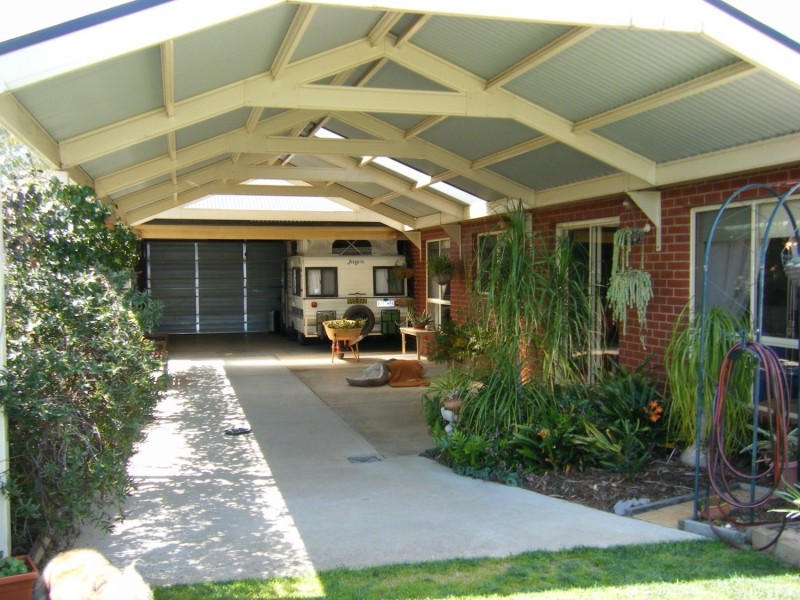 21 Waterford Drive, Strathfieldsaye VIC 3551