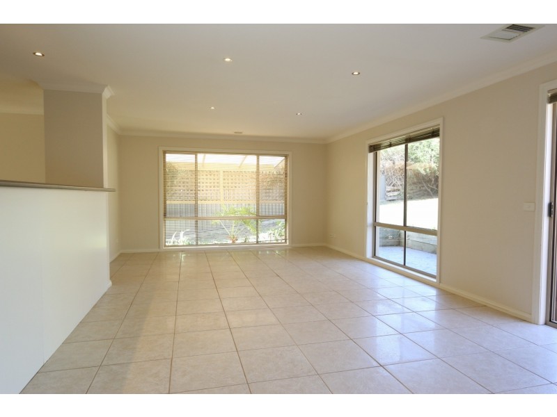 11 Aviary Court, Strathdale VIC 3550