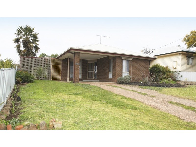 18 Lester Street, Eaglehawk VIC 3556