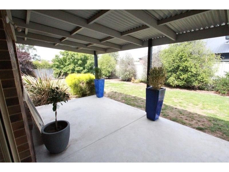 8 Clover Close, Strathfieldsaye VIC 3551