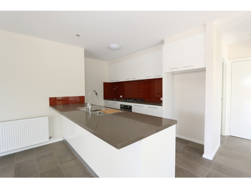 1/47 Race Street, Flora Hill VIC 3550