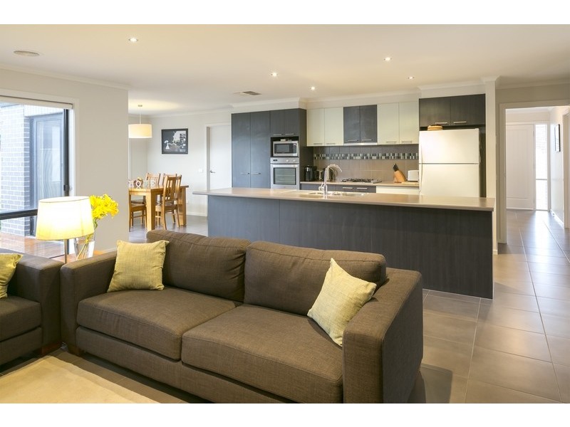 50 Arthurs Crescent, Strathfieldsaye VIC 3551