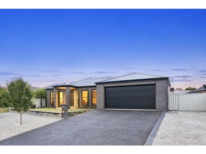 50 Arthurs Crescent, Strathfieldsaye VIC 3551