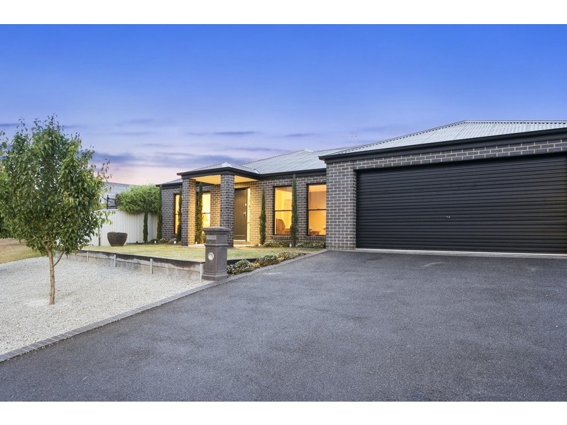 50 Arthurs Crescent, Strathfieldsaye VIC 3551