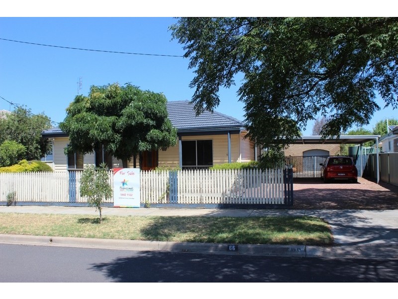 66 Nelson Street, California Gully VIC 3556