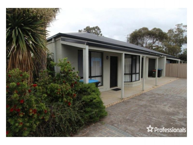 1/82 Sternberg Street, Kennington VIC 3550