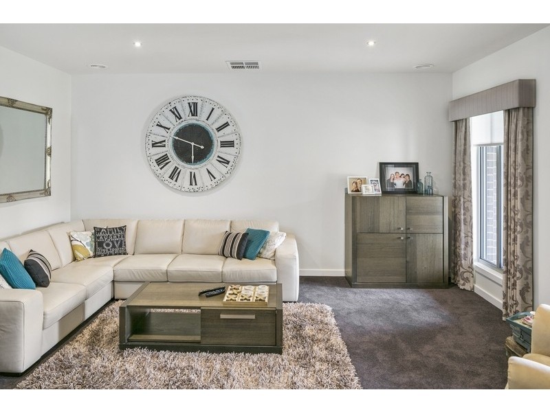 8 Snowgum Court, Strathdale VIC 3550