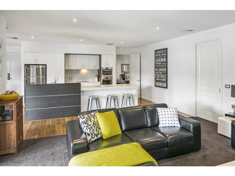 8 Snowgum Court, Strathdale VIC 3550