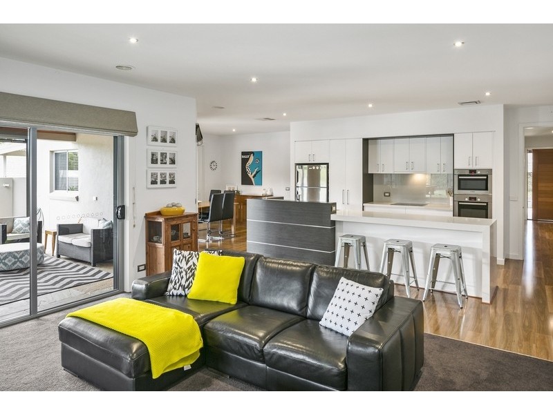 8 Snowgum Court, Strathdale VIC 3550