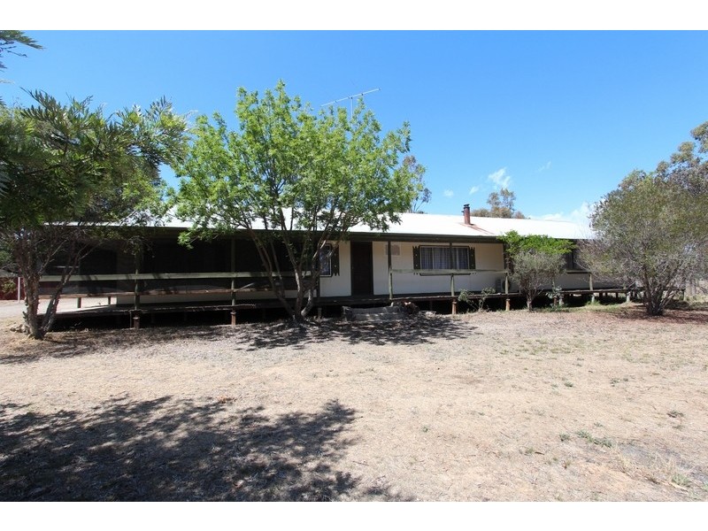 1456 Strathfieldsaye Road, Axe Creek VIC 3551