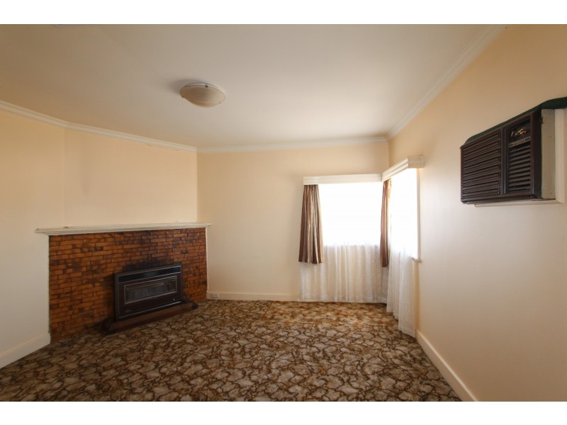 22-24 Youlden Street, California Gully VIC 3556