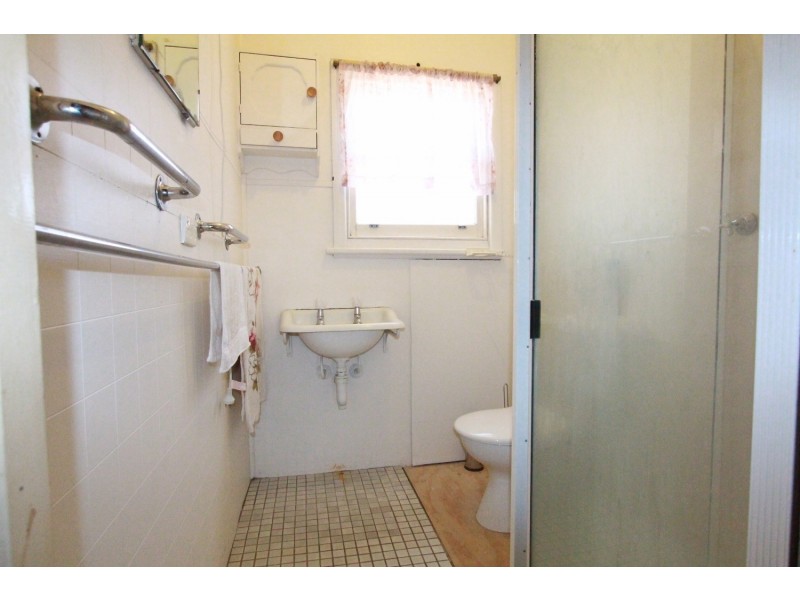 22-24 Youlden Street, California Gully VIC 3556