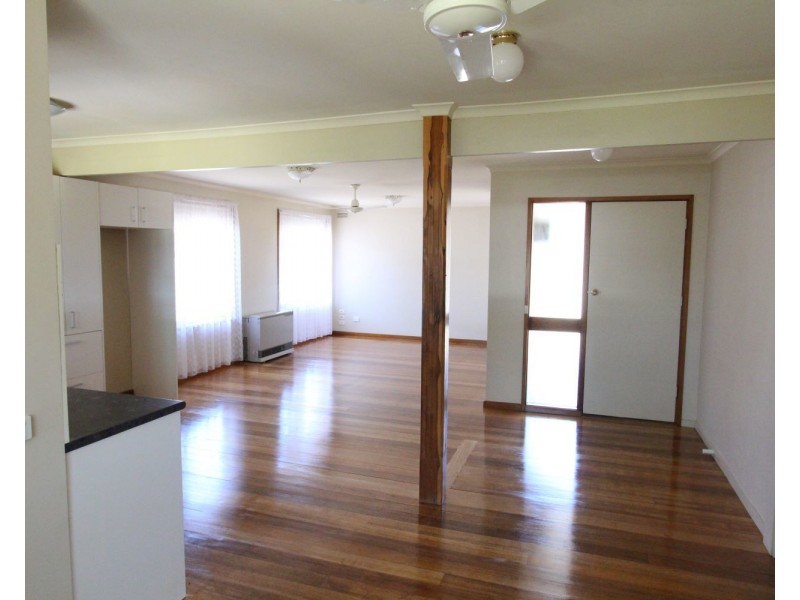 36 Derwent Drive, Long Gully VIC 3550