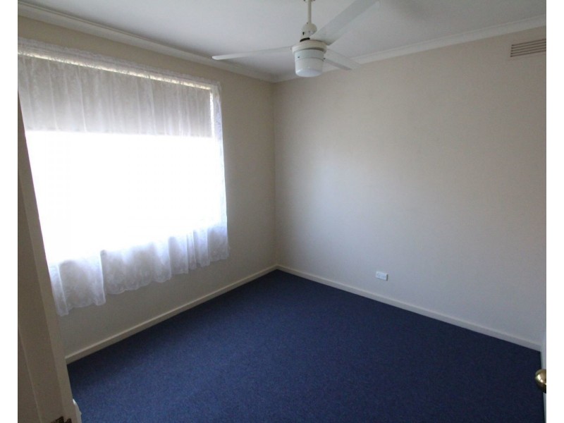 36 Derwent Drive, Long Gully VIC 3550