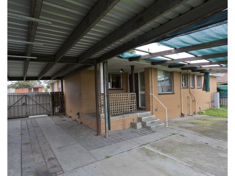 36 Derwent Drive, Long Gully VIC 3550