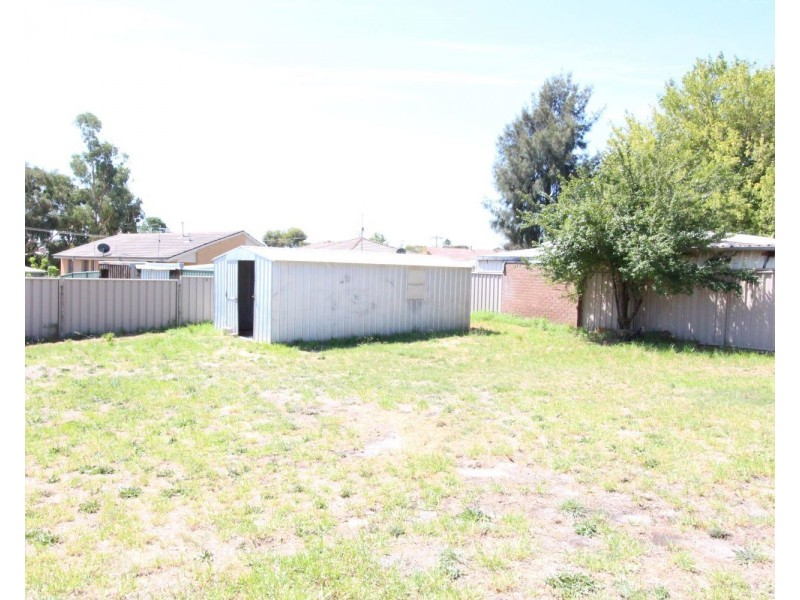 36 Derwent Drive, Long Gully VIC 3550