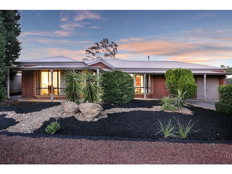 15 Paperbark Court, Strathdale VIC 3550