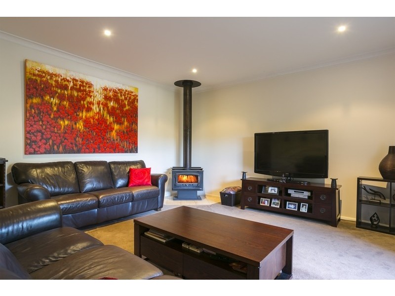 15 Paperbark Court, Strathdale VIC 3550