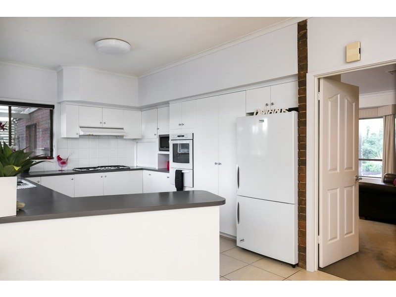 15 Paperbark Court, Strathdale VIC 3550