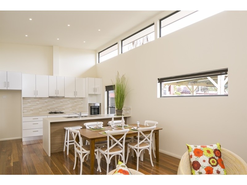 31a Reginald Street, Quarry Hill VIC 3550