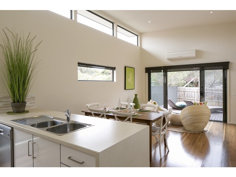 31a Reginald Street, Quarry Hill VIC 3550