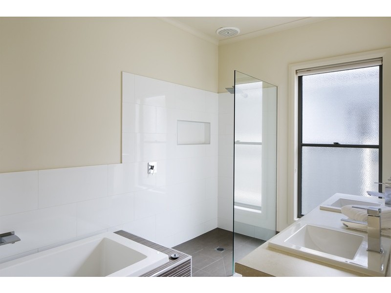 31a Reginald Street, Quarry Hill VIC 3550