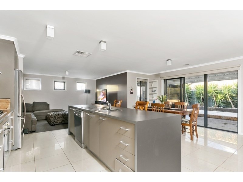 19 Athena Way, Strathfieldsaye VIC 3551