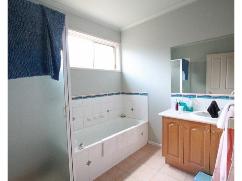 48 Howard Street, Epsom VIC 3551