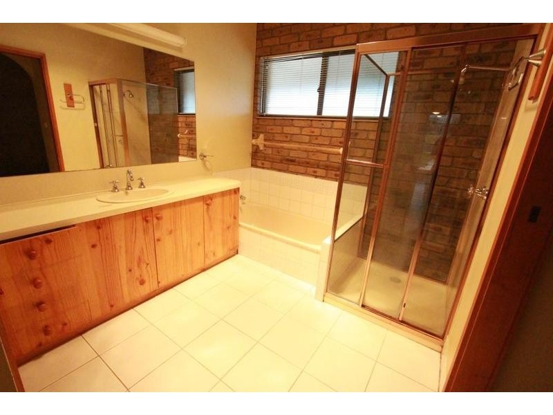 320 Guys Hill Road, Strathfieldsaye VIC 3551
