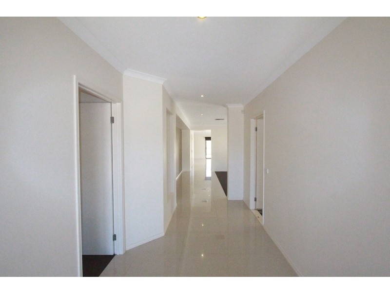2 Tununga Circuit, Kangaroo Flat VIC 3555