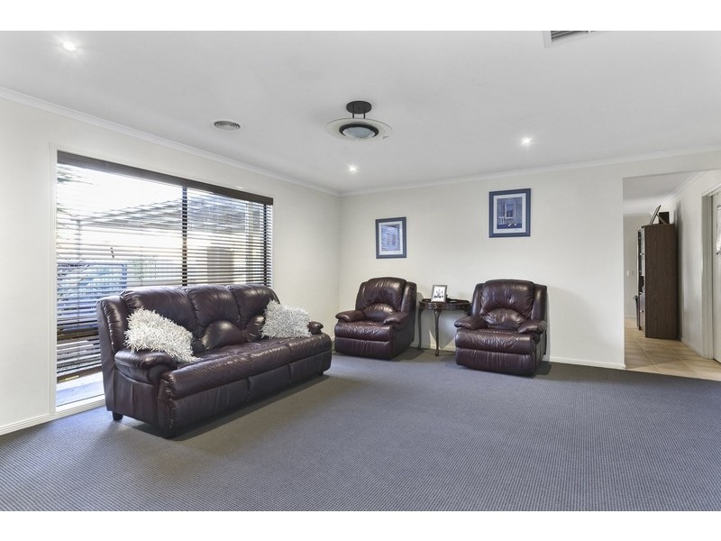 30 Brentwood Boulevard, Strathfieldsaye VIC 3551