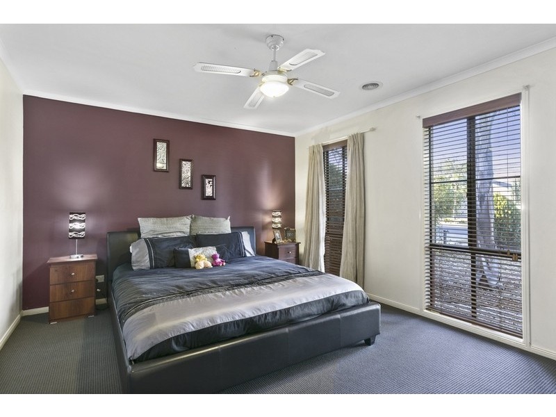 30 Brentwood Boulevard, Strathfieldsaye VIC 3551