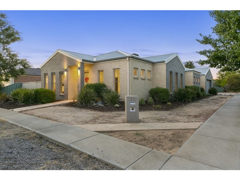 10 Medusa Street, Strathfieldsaye VIC 3551