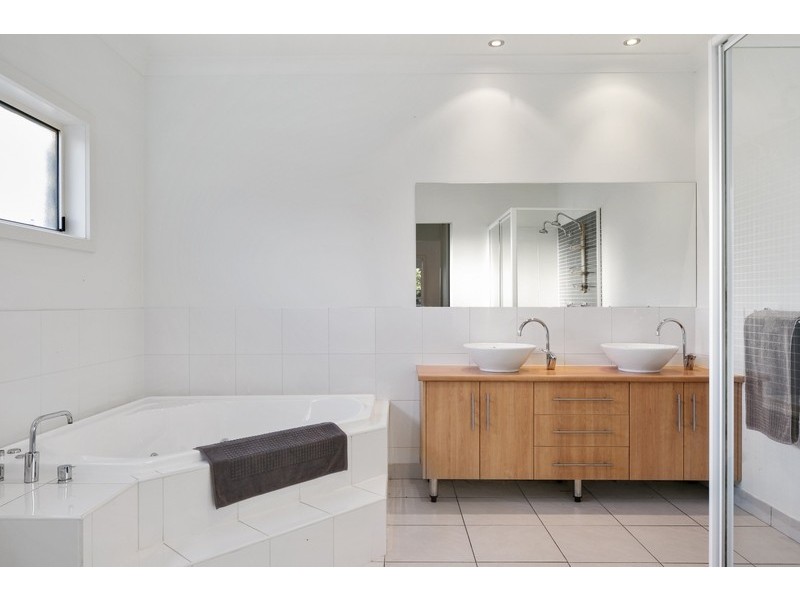 10 Medusa Street, Strathfieldsaye VIC 3551