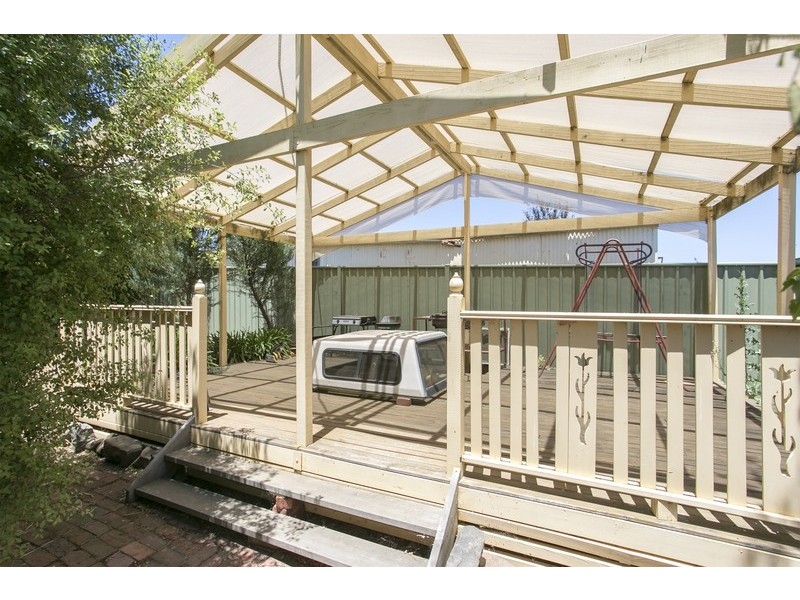 6 Drechsler Street, Flora Hill VIC 3550