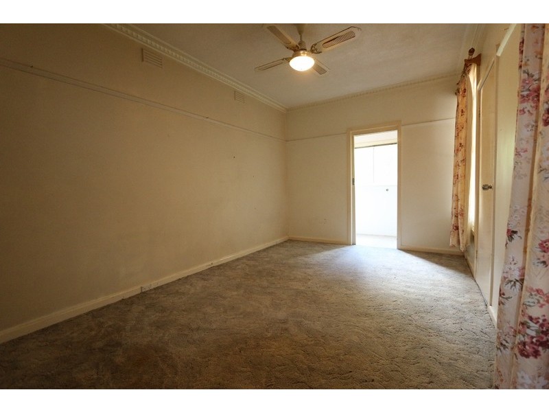 10 Rosemont Crescent, Kennington VIC 3550