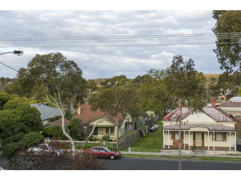 40 Carpenter Street, Quarry Hill VIC 3550