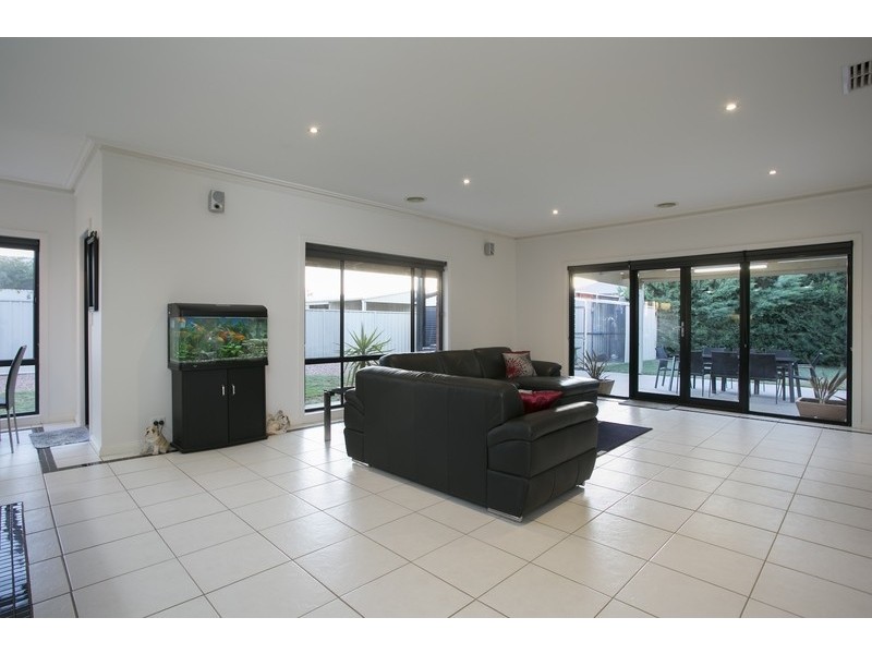 12  Julian Court, Epsom VIC 3551