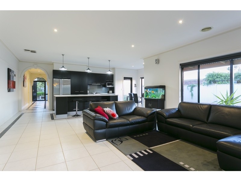 12  Julian Court, Epsom VIC 3551