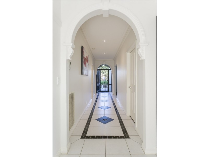 12  Julian Court, Epsom VIC 3551